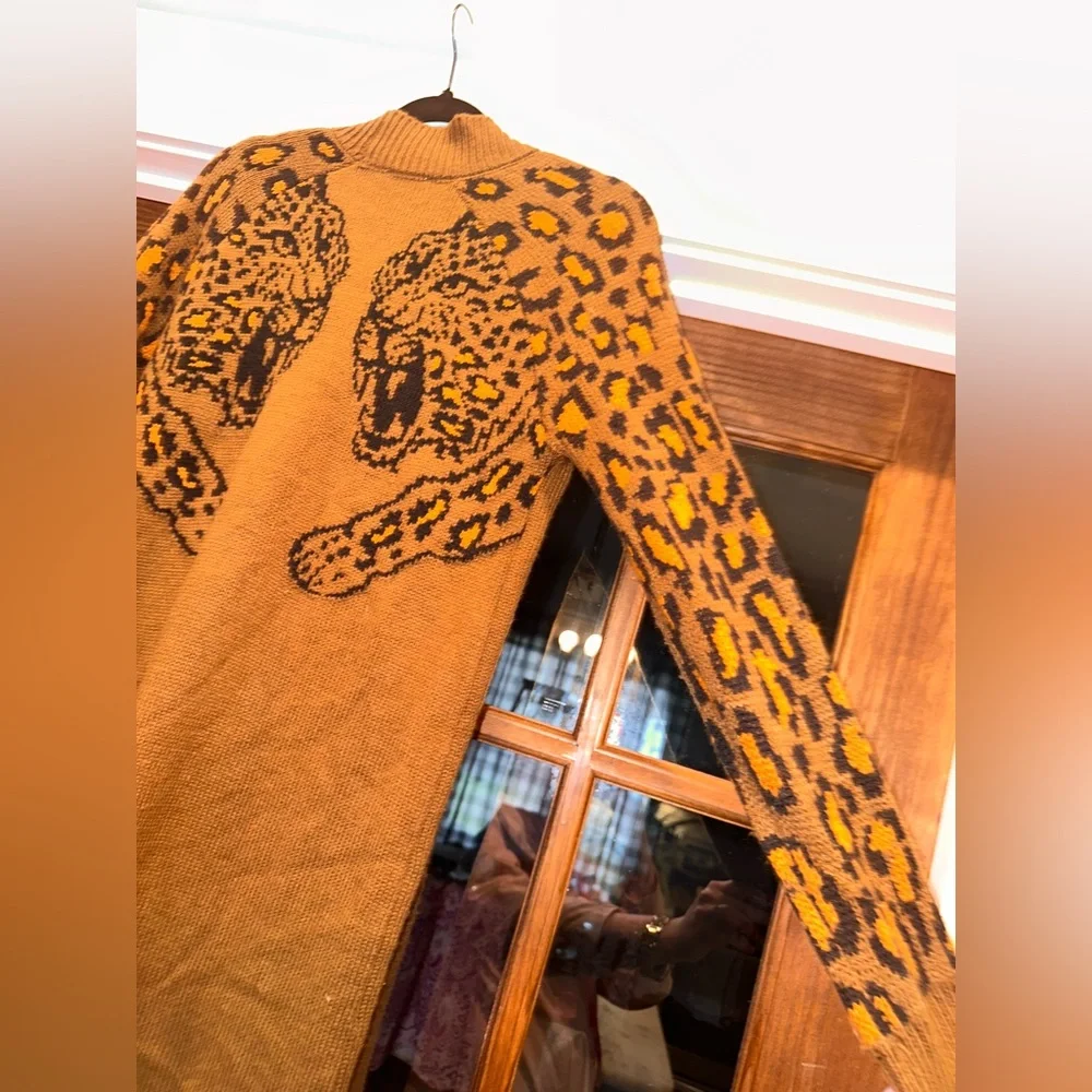 EUC Show Me Your‎ Mimi Size XS Oversized Leopard Print Brown Open Cardigan